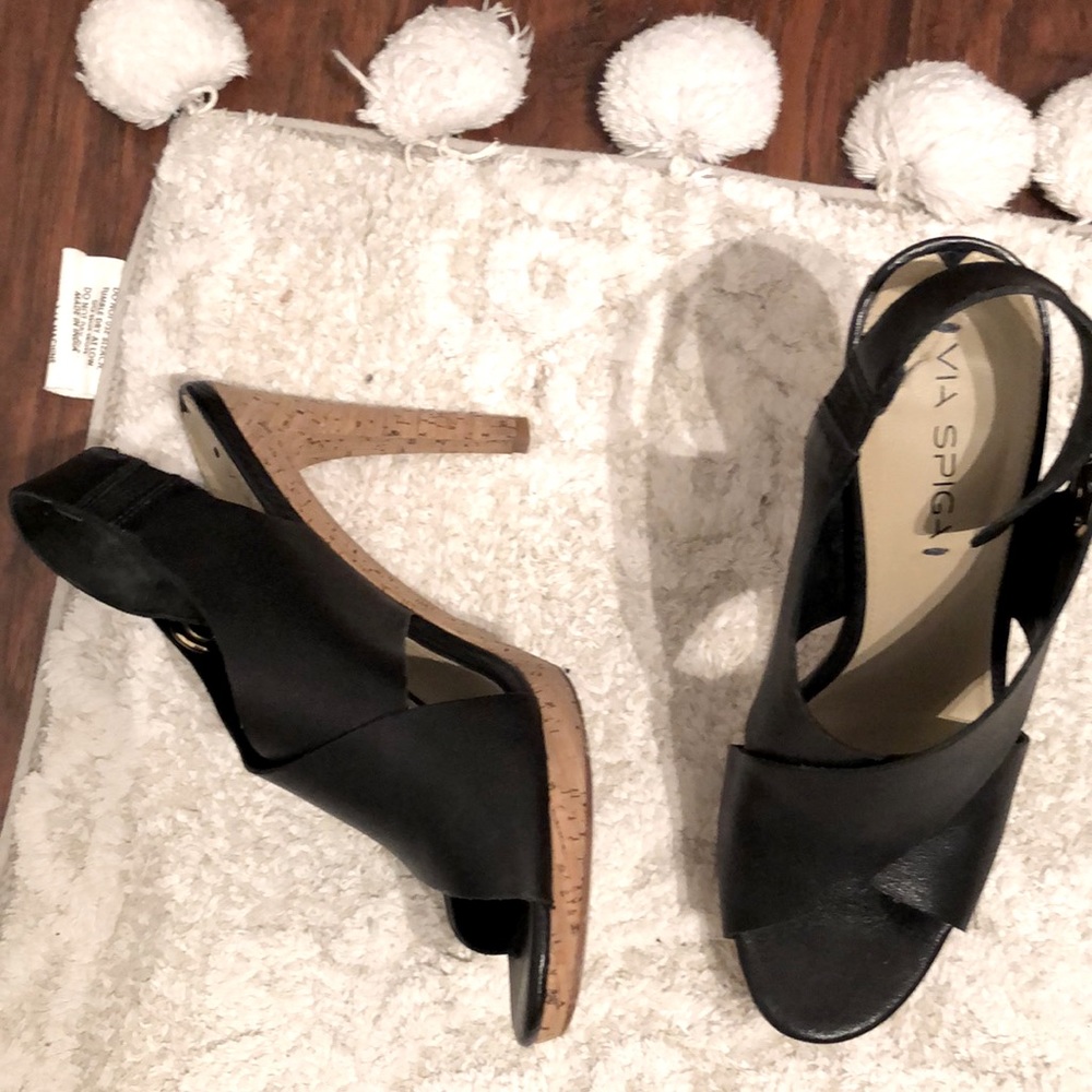 Sz8.5 Via Spiga leather sandals